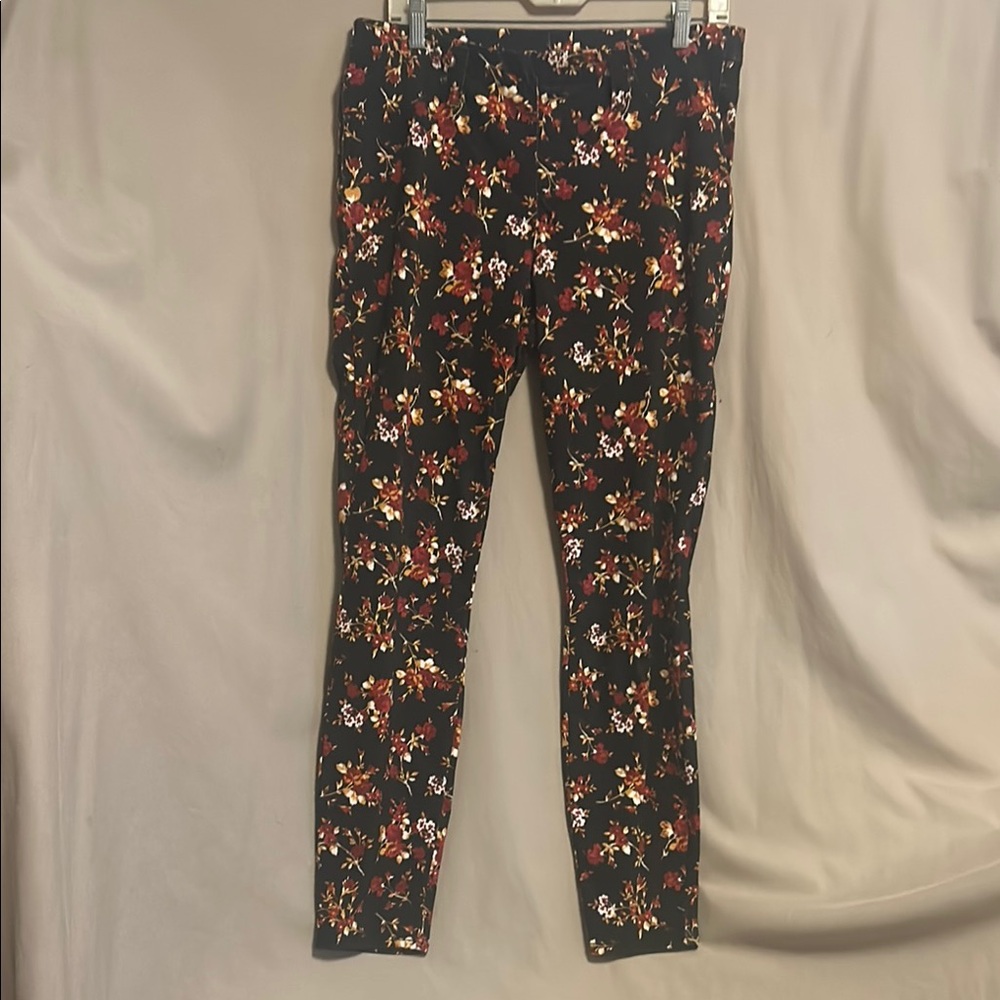 EUC Floral Print Women's Jeans jeggings Time & Tru size large (12-14)